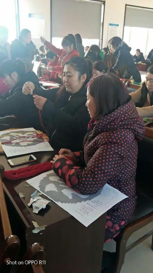 巧手织梦，点亮生活 —— 新镇妇联第一期手工艺品培训班正式开班